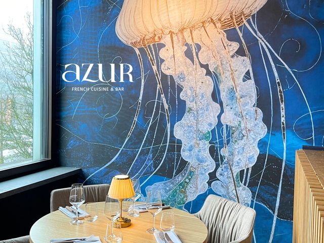 Azur First floor